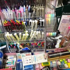 天天向上文具店（搜秀購物廣場店）——北京搜秀購物廣場內的辦公文化用品天地